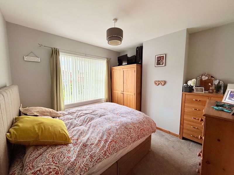 Bedroom- click for photo gallery